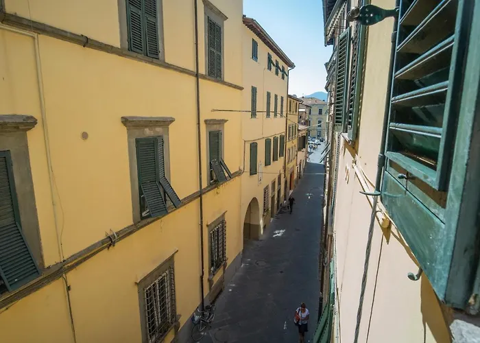 Chill In Tuscany